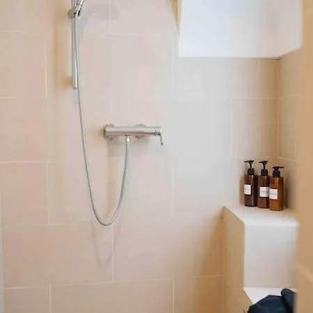 Apartment Cozy Close To Lausanne And Montreux Cully